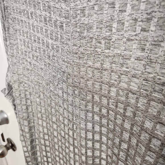 Plus Size Grace Elements Silver Gray Blouse Top Size 1X - Picture 7 of 7